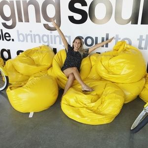 Meet your Posher, Lindsey